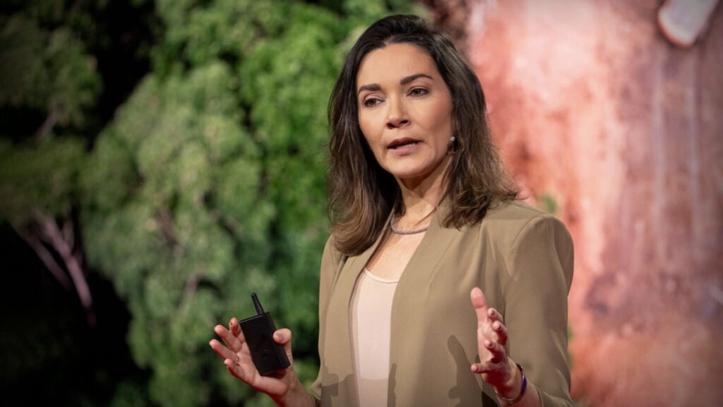 Ilona Szabó presenting Brazil as a potential nature superpower